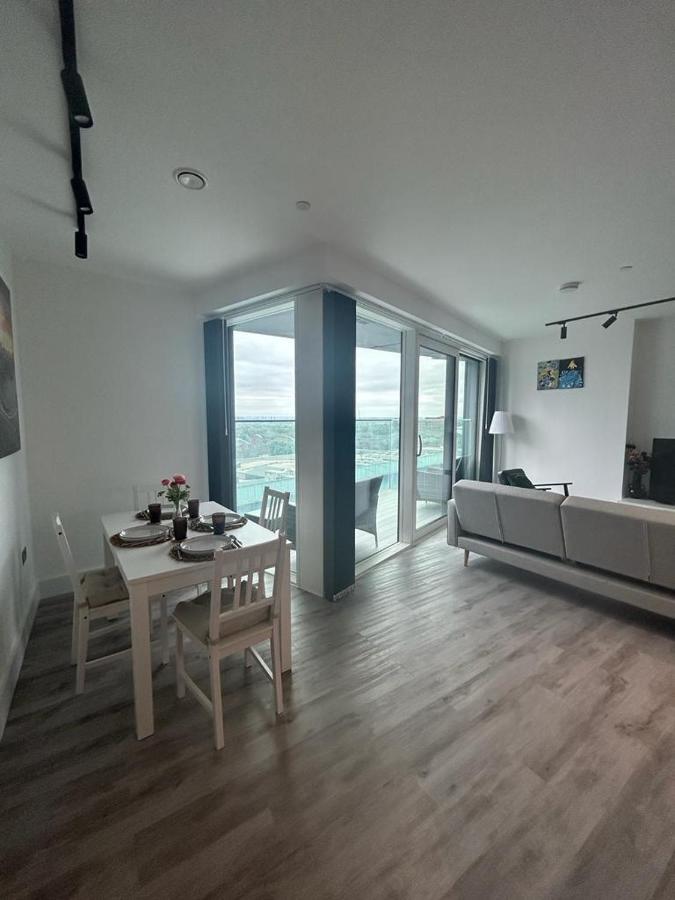 One West Point , Icon Tower London Exterior photo